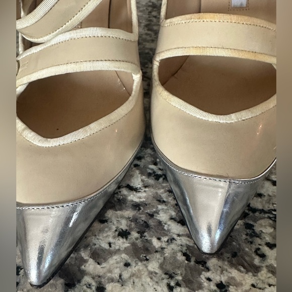 Manolo Blahnik Patent Leather Pumps Size 9.5 - Picture 10 of 13